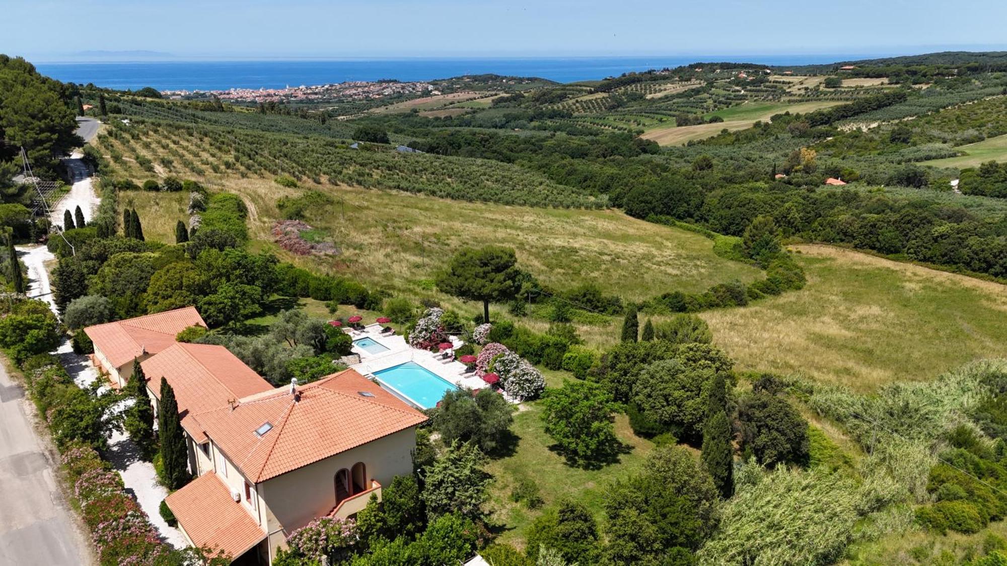La Muccheria San Vincenzo Eksteriør bilde
